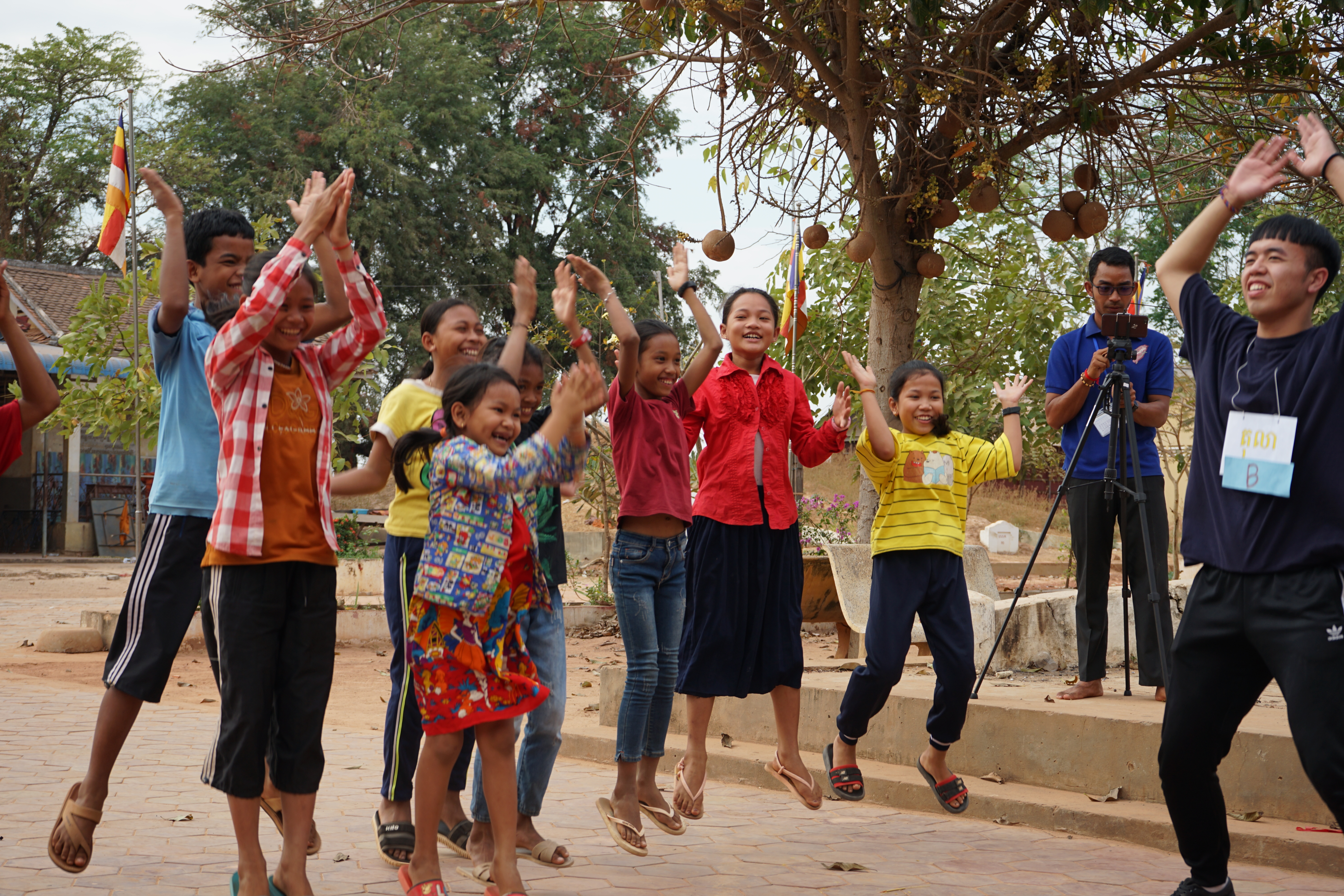 2020柬單埔實寨著愛封面照片