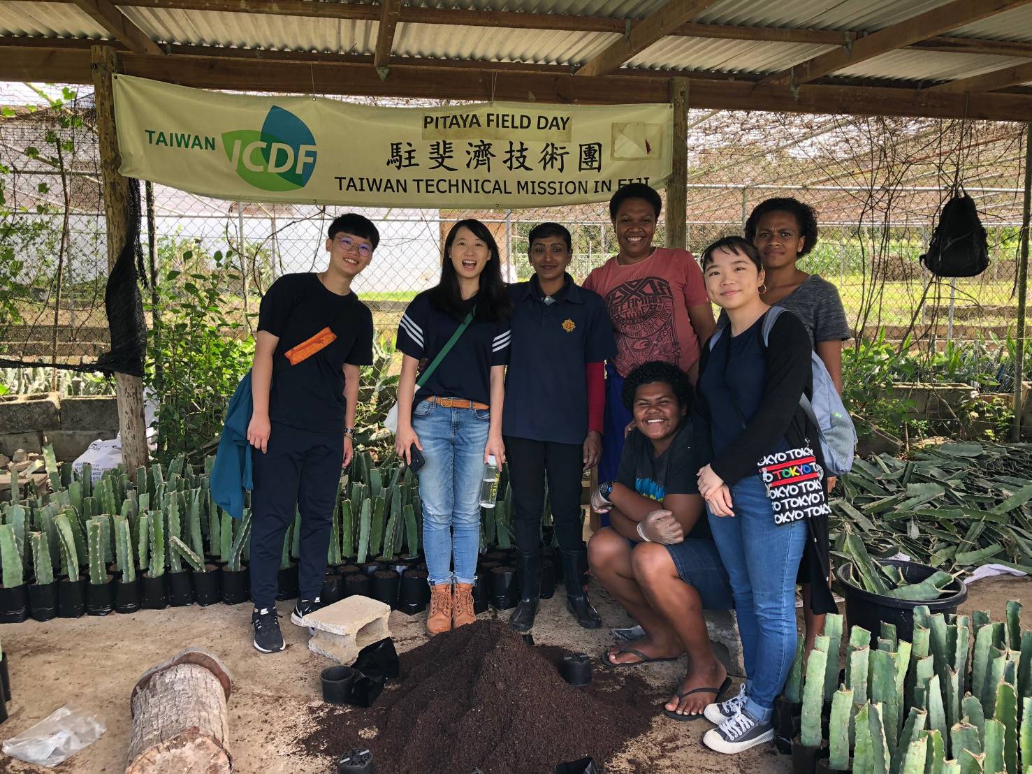 逢甲大學環境志工服務隊封面照片